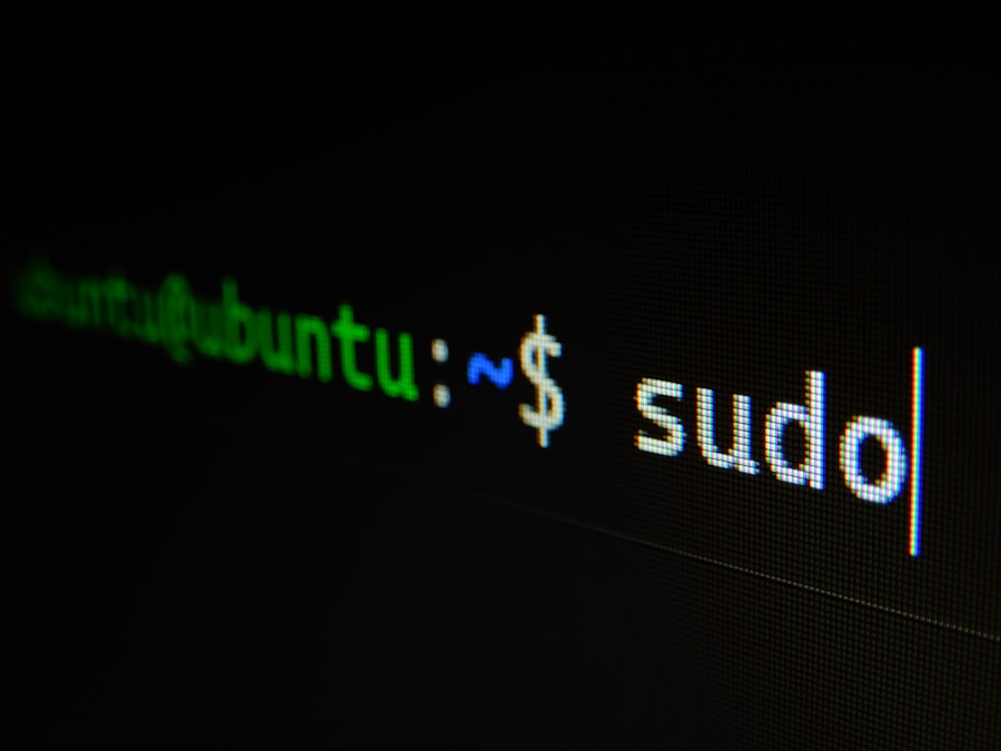 展示命令行输出的 Linux 终端窗口